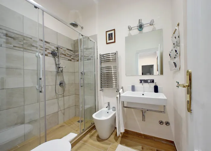 Treasurerome Opera & Trevi 2br * רומא