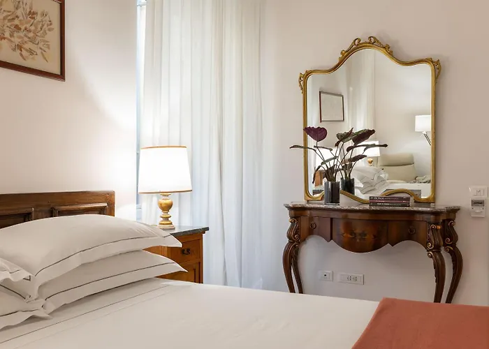 דירה Treasurerome Opera & Trevi 2br *