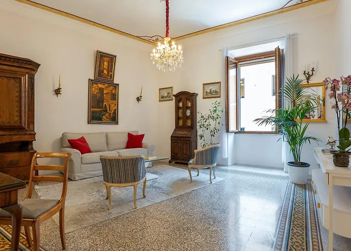 Treasurerome Opera & Trevi 2br דירה *